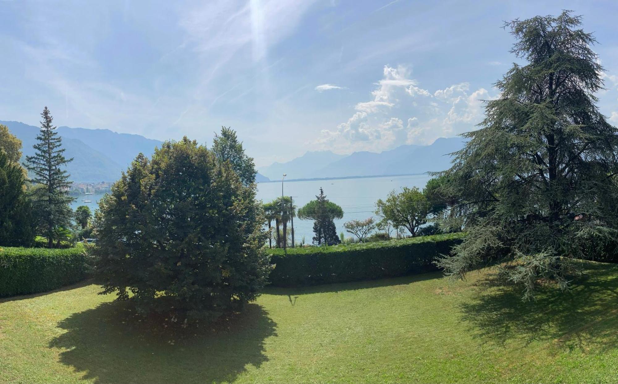 Au Bord Du - Vue Imprenable Montreux